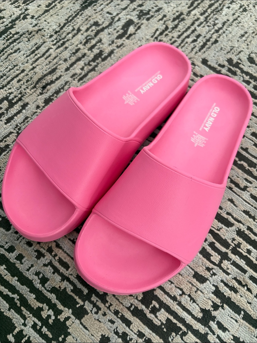 Old Navy Hot Pink Slide Sandals for Women